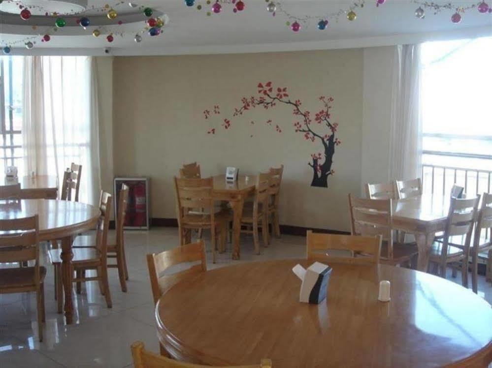 Greentree Inn- Linyi Bus Station Branch 外观 照片